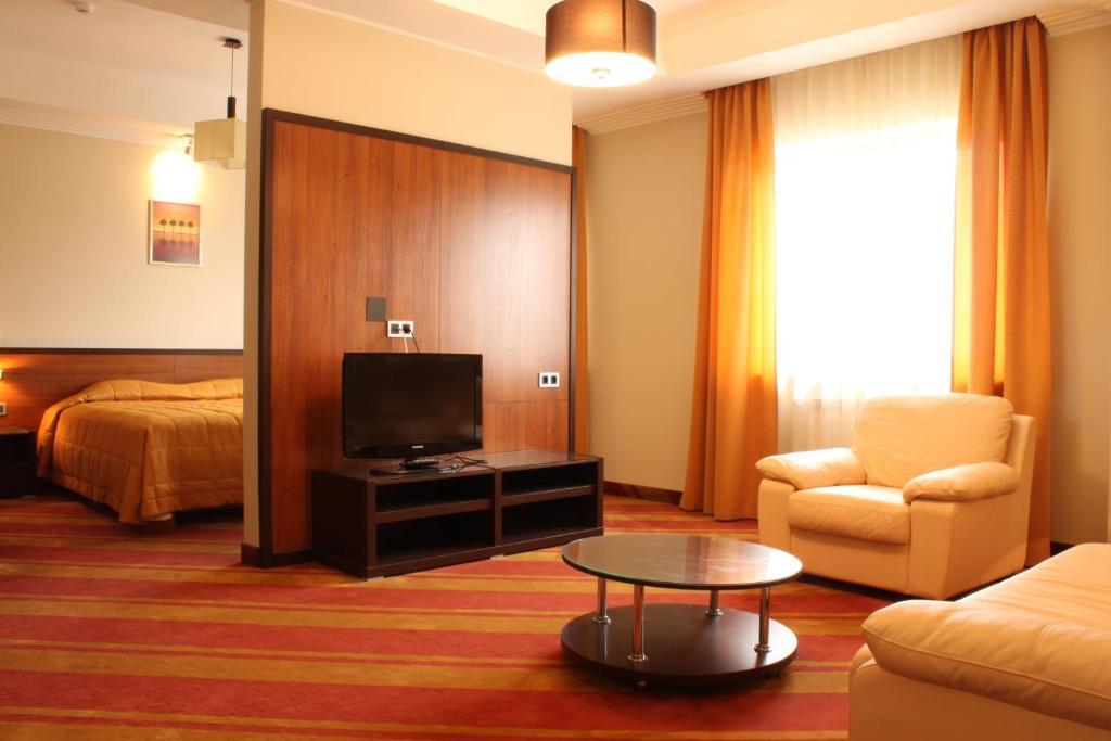 Hotel Westa Minsk Chambre photo