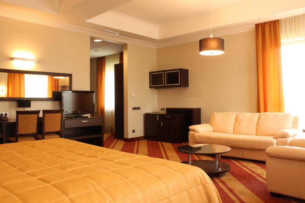Hotel Westa Minsk Chambre photo